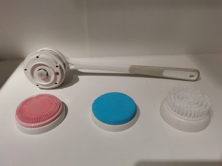 Elektryczna szczotka SHINE MATE – 3w1 do ciała i kąpieli, IP67